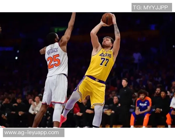 东契奇回忆与斯玛特对位经历深知其防守给对手带来的挑战